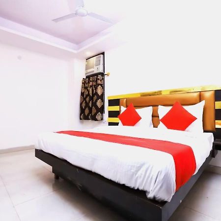 Ap Singh Hotels In Near New Delhi Railway Station Esterno foto