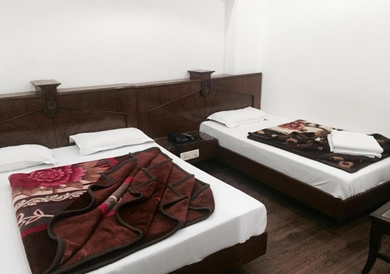 Ap Singh Hotels In Near New Delhi Railway Station Esterno foto