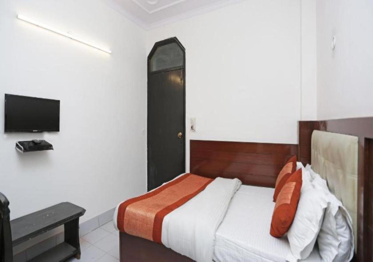Ap Singh Hotels In Near New Delhi Railway Station Esterno foto