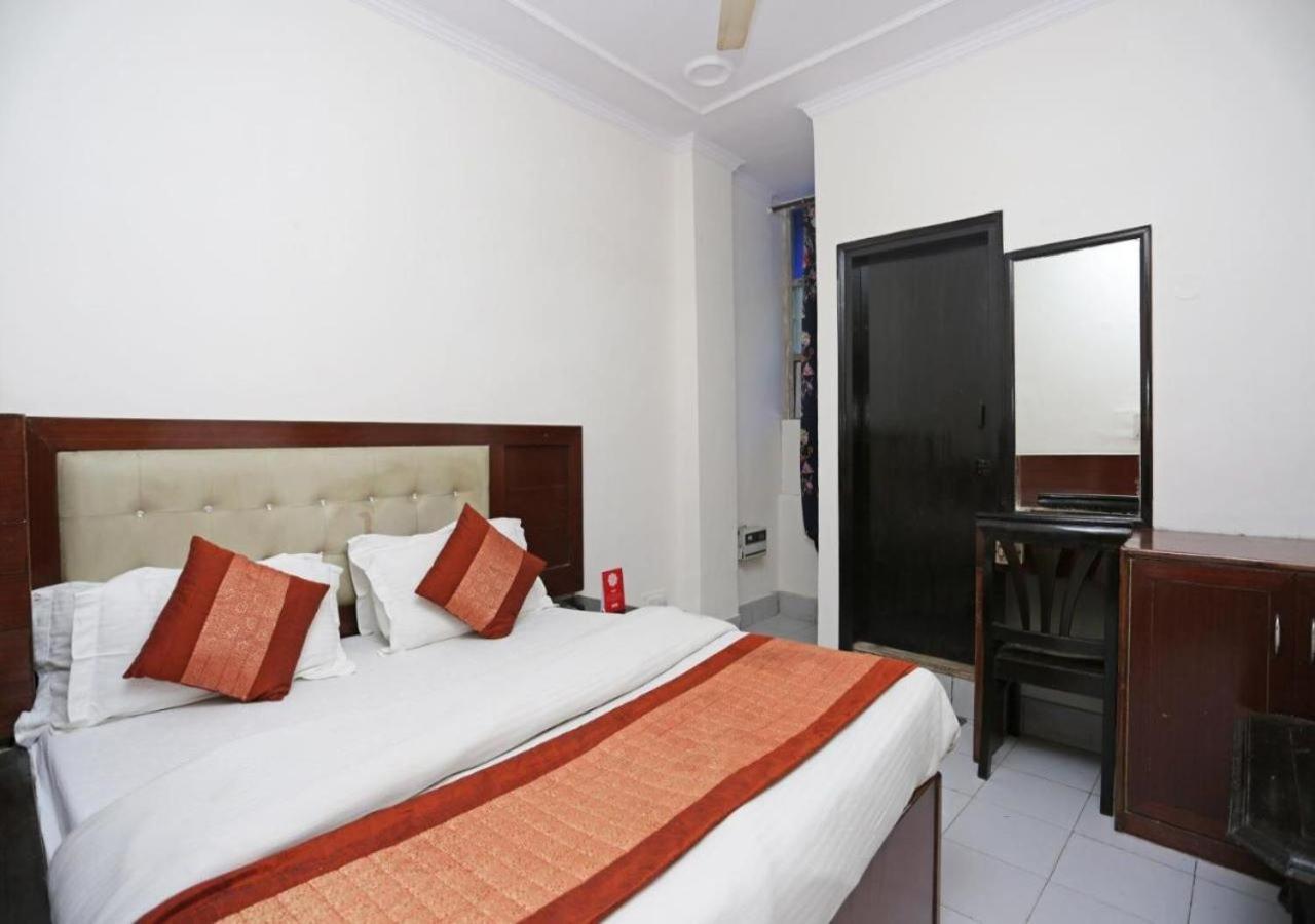 Ap Singh Hotels In Near New Delhi Railway Station Esterno foto