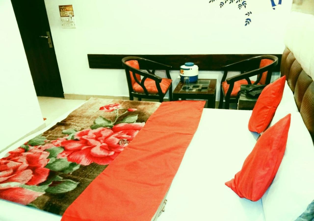 Ap Singh Hotels In Near New Delhi Railway Station Esterno foto